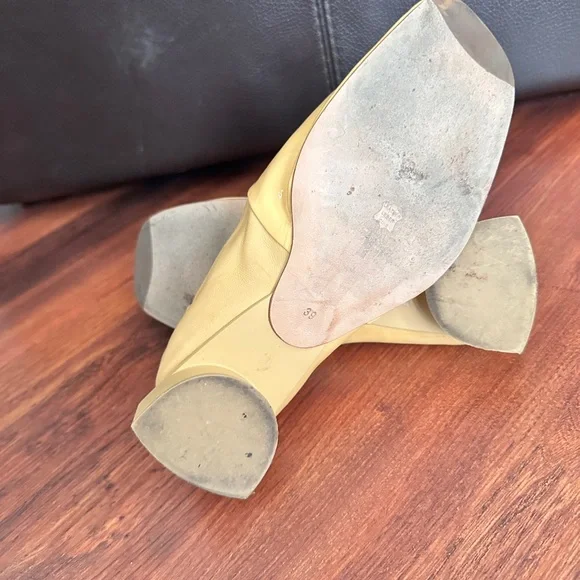 Miista butter yellow block heel flats - Picture 5 of 5